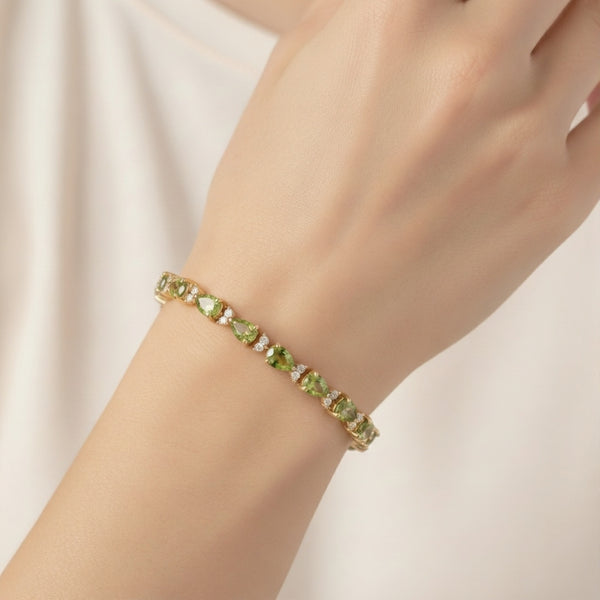 Classic Pear shape Peridot link Bracelet - Luxury Green Gemstone Jewelry