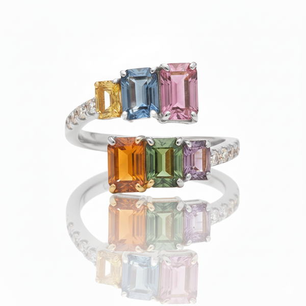 Doppelter Smaragd-Ring in offenem Design aus 14 Karat Gold – Band mit quadratisch und rund geschliffenen grünen Edelsteinen