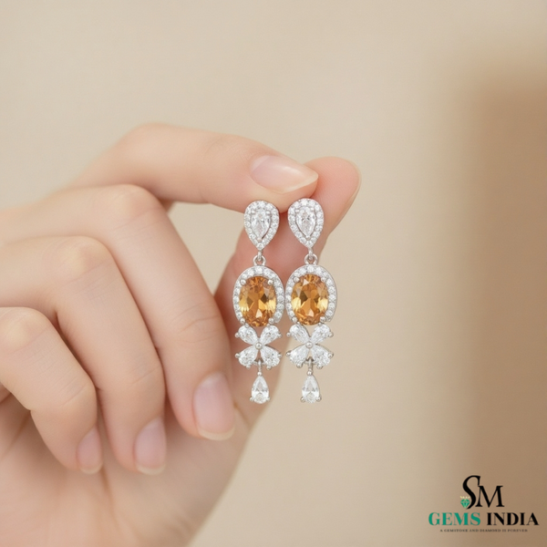 Doppelter Smaragd-Ring in offenem Design aus 14 Karat Gold – Band mit quadratisch und rund geschliffenen grünen Edelsteinen