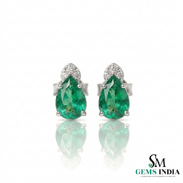 Teardrop Emerald & Diamond Stud Earrings – Elegant Fine Jewelry
