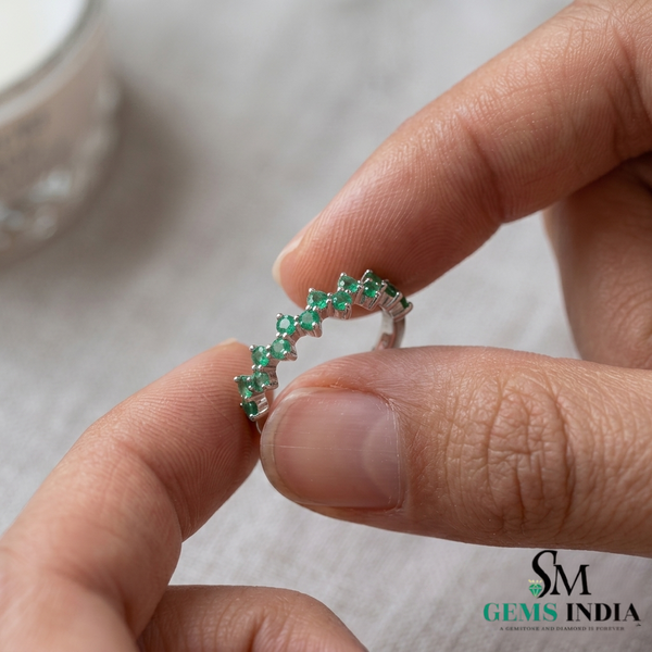 Round Curved Cluster Natural Emerald Band Fine Jewelry Statement Ring