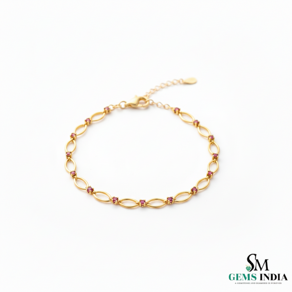 Doppelter Smaragd-Ring in offenem Design aus 14 Karat Gold – Band mit quadratisch und rund geschliffenen grünen Edelsteinen