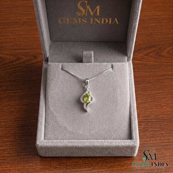 Oval Peridot Pendant With Diamond Accent – Luxury Fine Jewelry