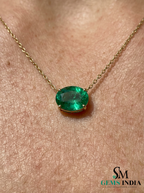 Classic Emerald Solitaire Necklace – Oval Cut Green Gemstone Jewelry