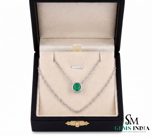 Dainty Emerald Necklace in 14K Gold Minimalist Round Emerald