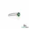 Vintage Style Round Emerald Flower Ring - Elegant Fine Jewelry