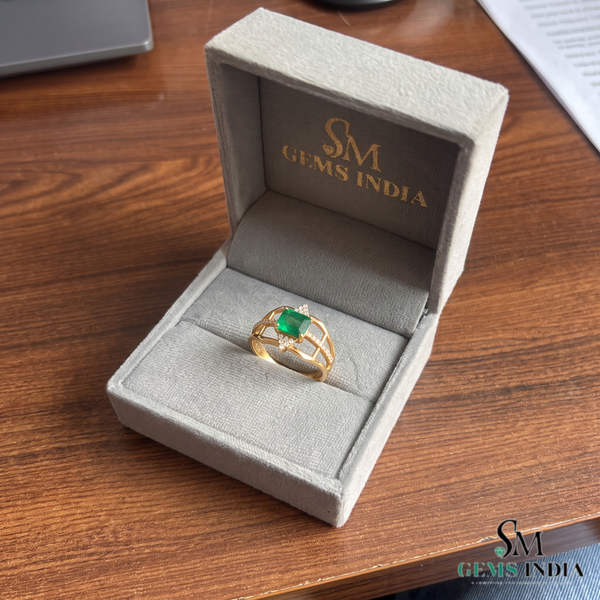 Emerald cut Emerald & Diamond Ring - Art Deco Ring