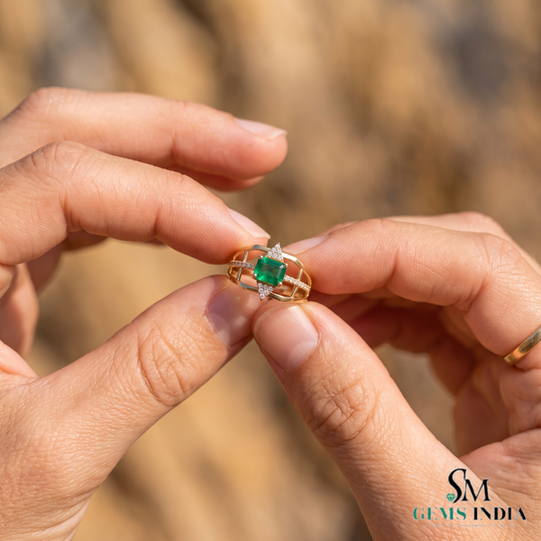 Emerald cut Emerald & Diamond Ring - Art Deco Ring